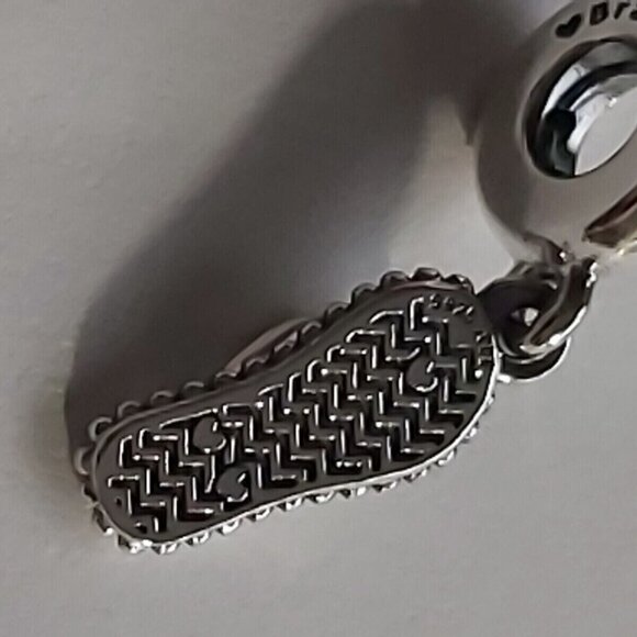 Authentic PANDORA Sterling Silver *Country Edition* Flip-flop Dangle 792197C01 - Picture 4 of 14